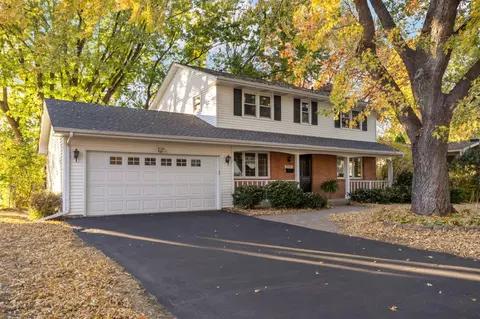 6312 Peacedale Ave, Edina, MN 55424