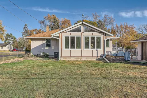 1438 Eldridge Ave E, Maplewood, MN 55109 photo 4