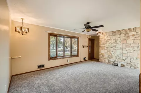 1438 Eldridge Ave E, Maplewood, MN 55109 photo 10