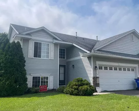 433 Meadow Ln, Somerset, WI 54025