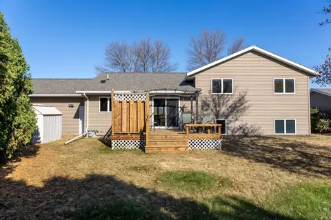 400 E Lyon St, Marshall, MN 56258 photo 32