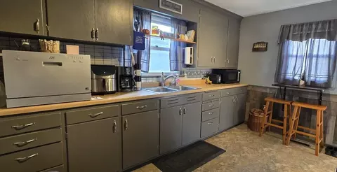 668 Collins Ave, Windom, MN 56101 photo 6