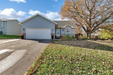340 Welsh Ct, Sauk Rapids, MN 56379