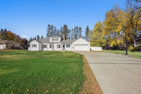 1775 4th St, White Bear Lake, MN 55110