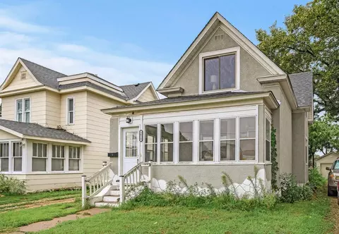 3018 California St NE, Minneapolis, MN 55418