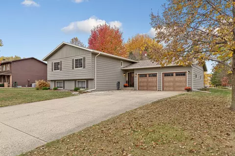 500 Crestview Ln, Owatonna, MN 55060