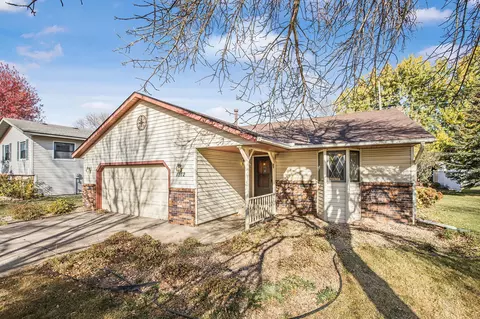 1512 Prairie Hill Rd, Saint Cloud, MN 56301