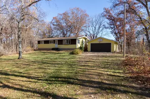 2220 100th St #I, Luck, WI 54853