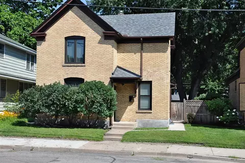 1427 4th St NE, Minneapolis, MN 55413