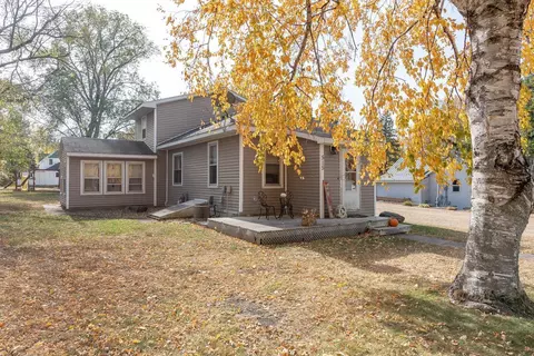 515 W 2nd St, Janesville, MN 56048