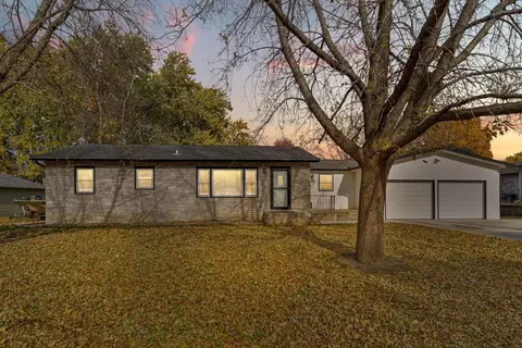 1375 Albers Path, Faribault, MN 55021