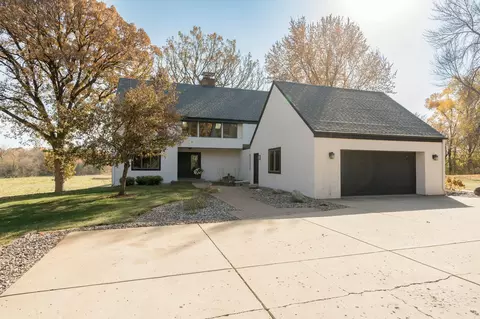 26555 Redwing Ave, New Prague, MN 56071