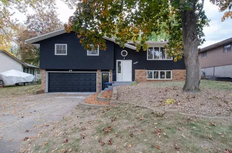 2174 Cowern Pl E, North Saint Paul, MN 55109