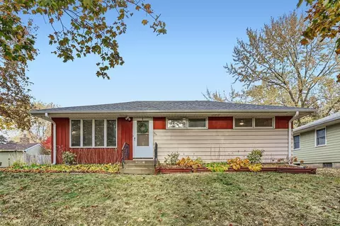 808 Bartelmy Ln N, Maplewood, MN 55119