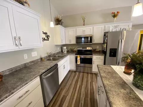 255 8th St NE, Plainview, MN 55964 photo 9