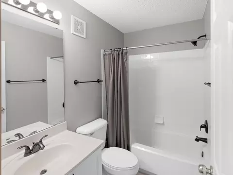 4189 Running Brook Rd #2404, Eagan, MN 55122 photo 26