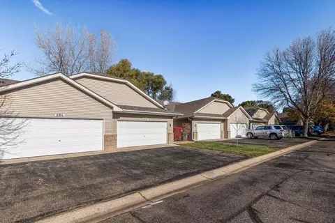 678 85th Ave NW, Coon Rapids, MN 55433