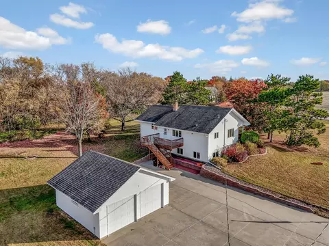 29042 108th St NW, Zimmerman, MN 55398