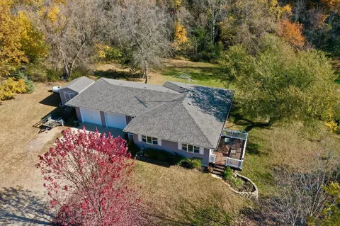 20003 121st St NE, New London, MN 56273