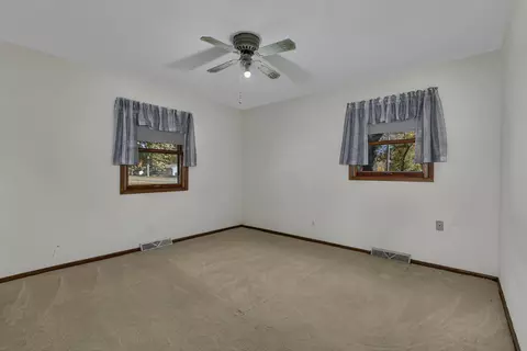 820 Olena Ave, Willmar, MN 56201 photo 15