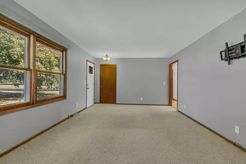 820 Olena Ave, Willmar, MN 56201 photo 12