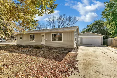 820 Olena Ave, Willmar, MN 56201