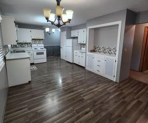 201 6th St, Danube, MN 56230 photo 5