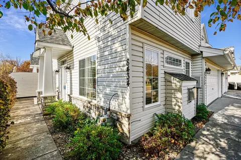 8434 Yukon Cir N, Champlin, MN 55316 photo 4