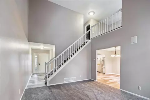 8710 Norway St NW, Coon Rapids, MN 55433