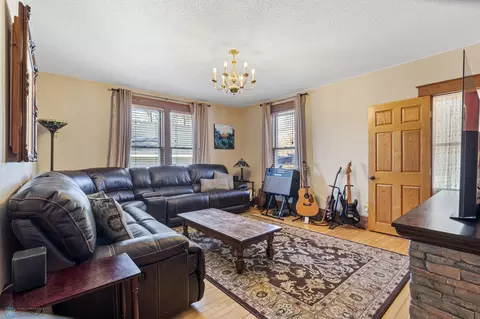 321 Spruce St, Kindred, ND 58051 photo 9