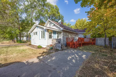 1913 4th St, White Bear Lake, MN 55110