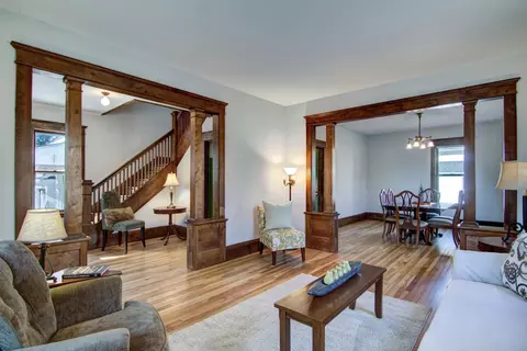 727 Oak St, Hudson, WI 54016