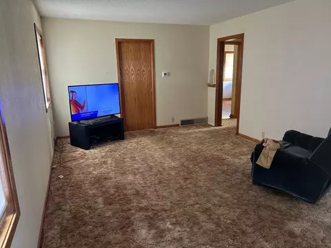 515 9th St NW, Willmar, MN 56201 photo 7