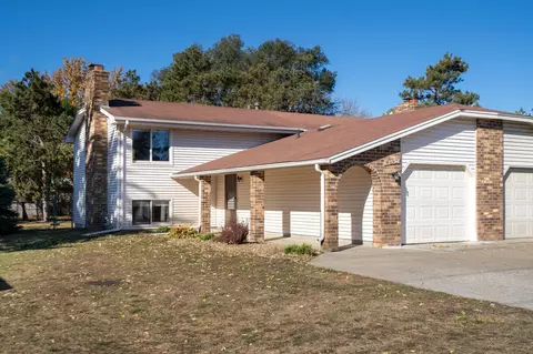 11524 Round Lake Blvd NW, Coon Rapids, MN 55433