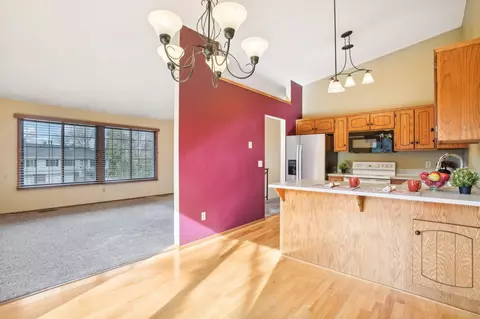 4455 Clover Ln #A, Eagan, MN 55122 photo 7