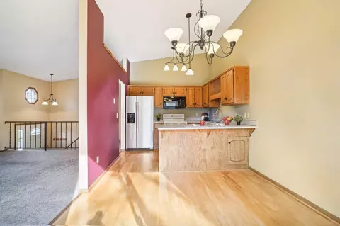4455 Clover Ln #A, Eagan, MN 55122 photo 6