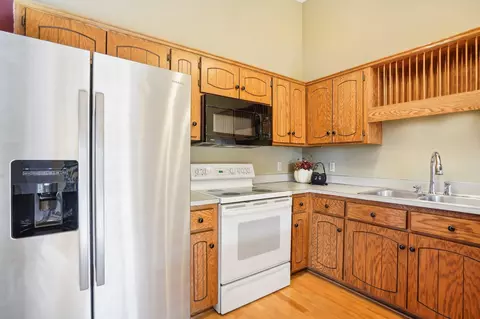 4455 Clover Ln #A, Eagan, MN 55122 photo 10