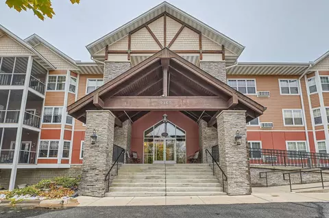 9165 Comstock Ln N #205, Maple Grove, MN 55311