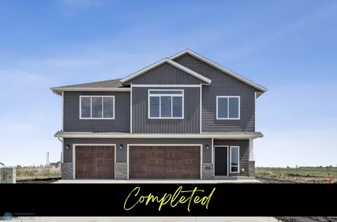 8374 61st St S, Horace, ND 58047