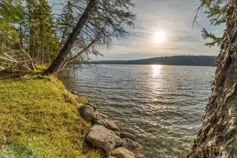 9741 Quetzal Dr, Solway, MN 56678