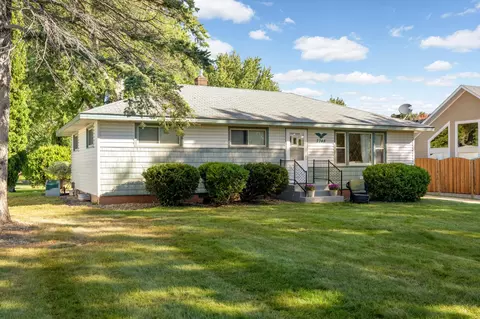 7748 Stillwater Blvd N, Oakdale, MN 55128