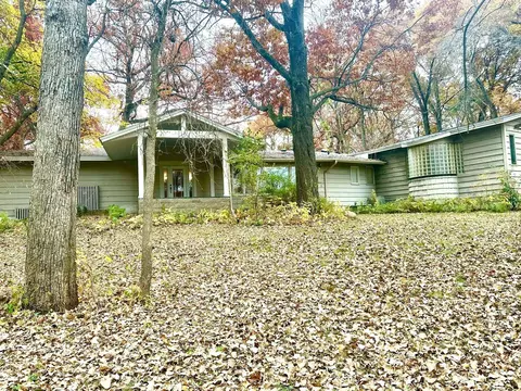 23 Pheasant Ln, North Oaks, MN 55127