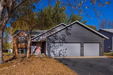 10133 Upper 205th St W, Lakeville, MN 55044