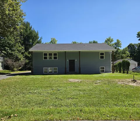 542 Folsom St, Taylors Falls, MN 55084