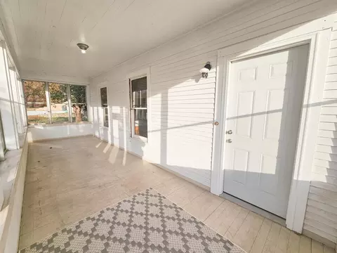 515 E College Dr, Marshall, MN 56258 photo 6