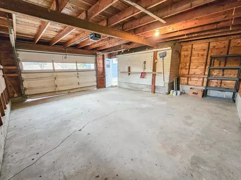 515 E College Dr, Marshall, MN 56258 photo 43
