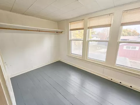 515 E College Dr, Marshall, MN 56258 photo 35