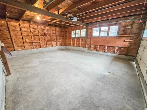 515 E College Dr, Marshall, MN 56258 photo 42