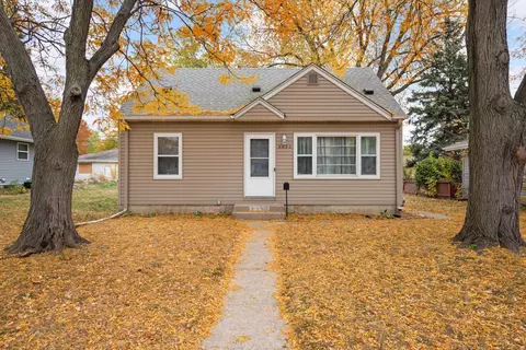 5250 Penn Ave N, Minneapolis, MN 55430