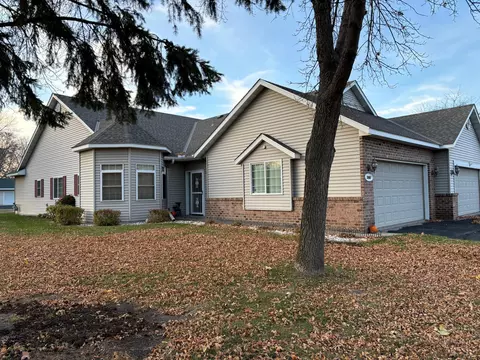 2407 Stearns Way, Saint Cloud, MN 56303